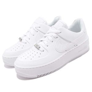 New Women’s Airforce One’s Sage Lo White Size 10